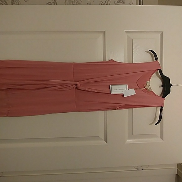 Dresses & Skirts - Dress